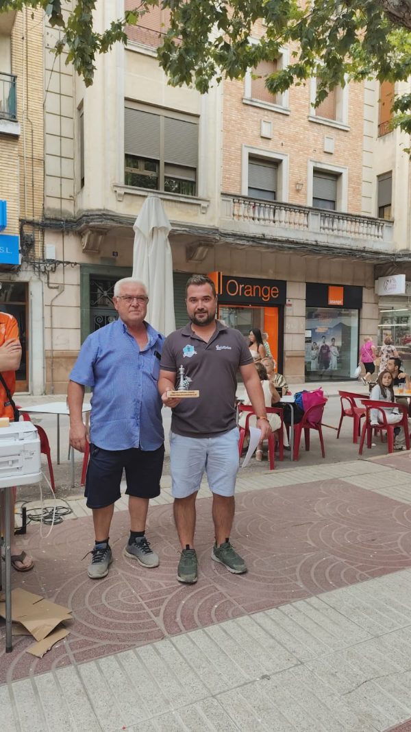 Entrega del segundo premio absoluto