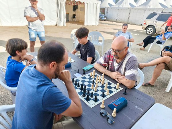 Partida en el torneo Rayos UVA
